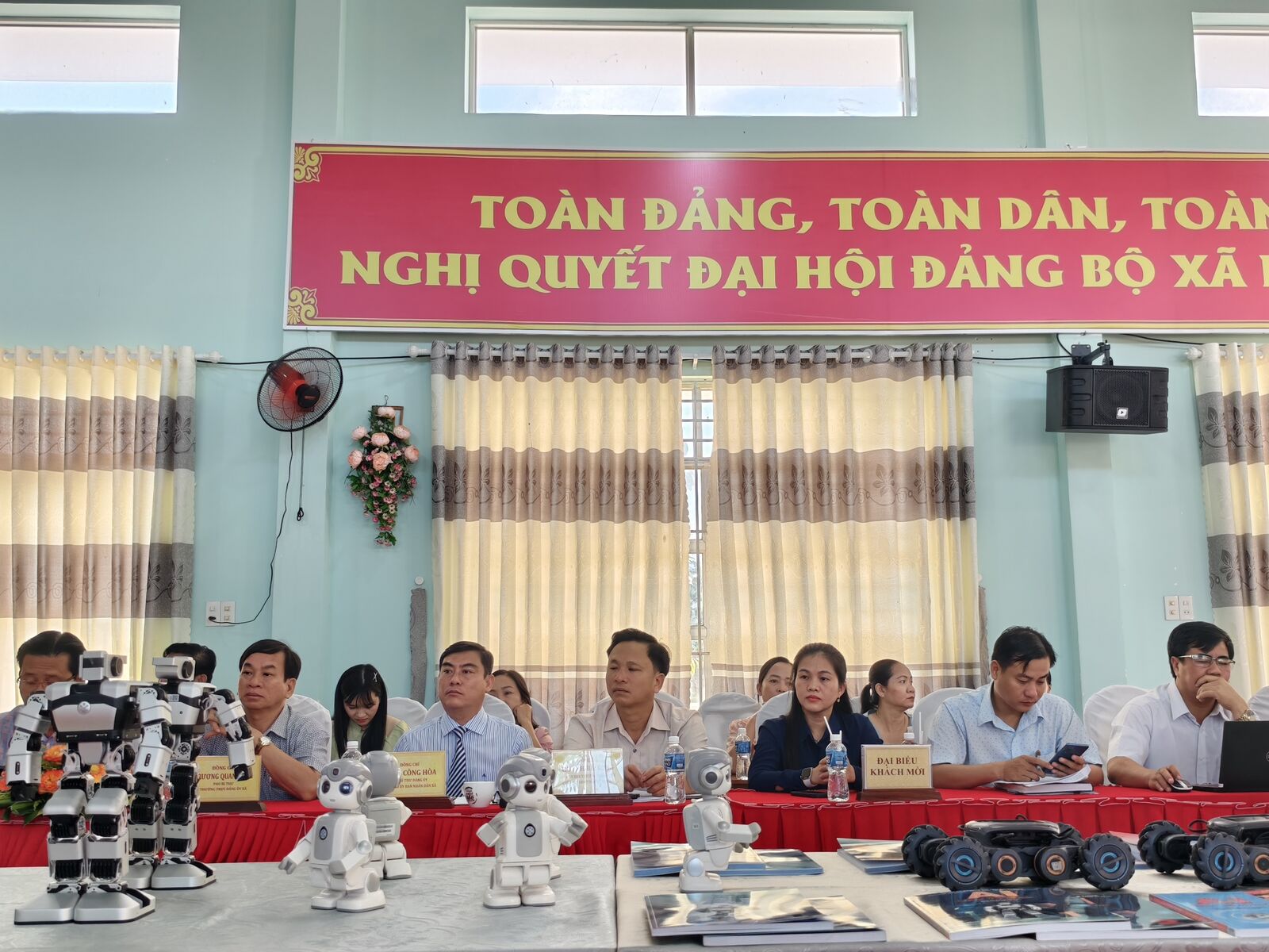 Hội nghị Giải pháp triển khai đề án Giáo dục AI & Robotics trường học - Bước tiến mới trong chuyển đổi giáo dục