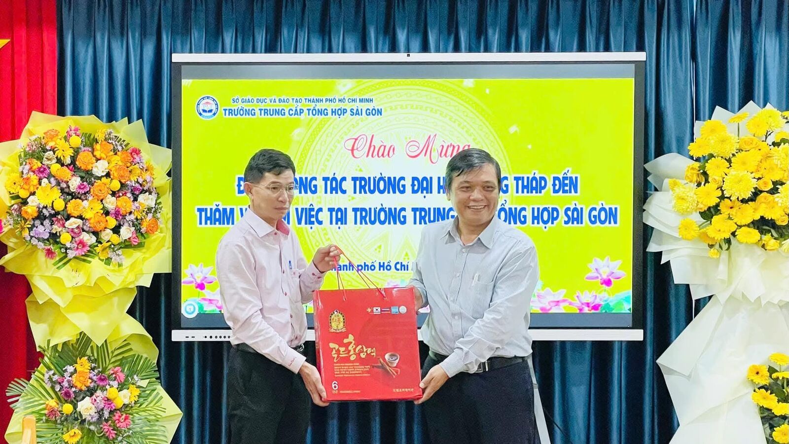 Buổi làm việc giữa Trường Đại học Đồng Tháp và Trường Trung cấp Tổng Hợp Sài Gòn - Gắn kết phát triển, Đồng hành Chuyển đổi số Giáo dục